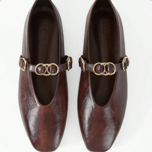 Chocolate double-ring Mary Jane flats